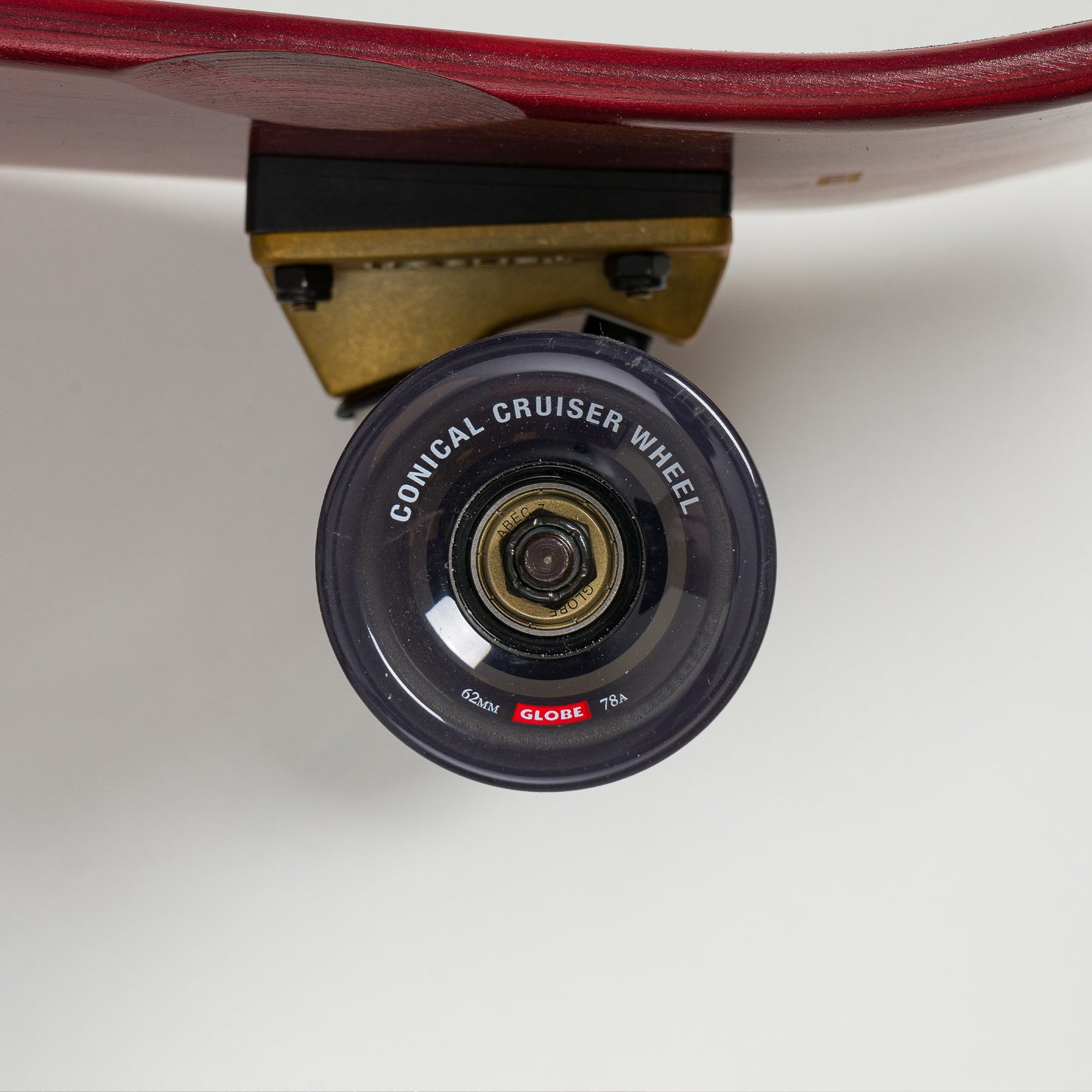 Globe Big Blazer 32" Cruiserboard Cherry/Bamboo