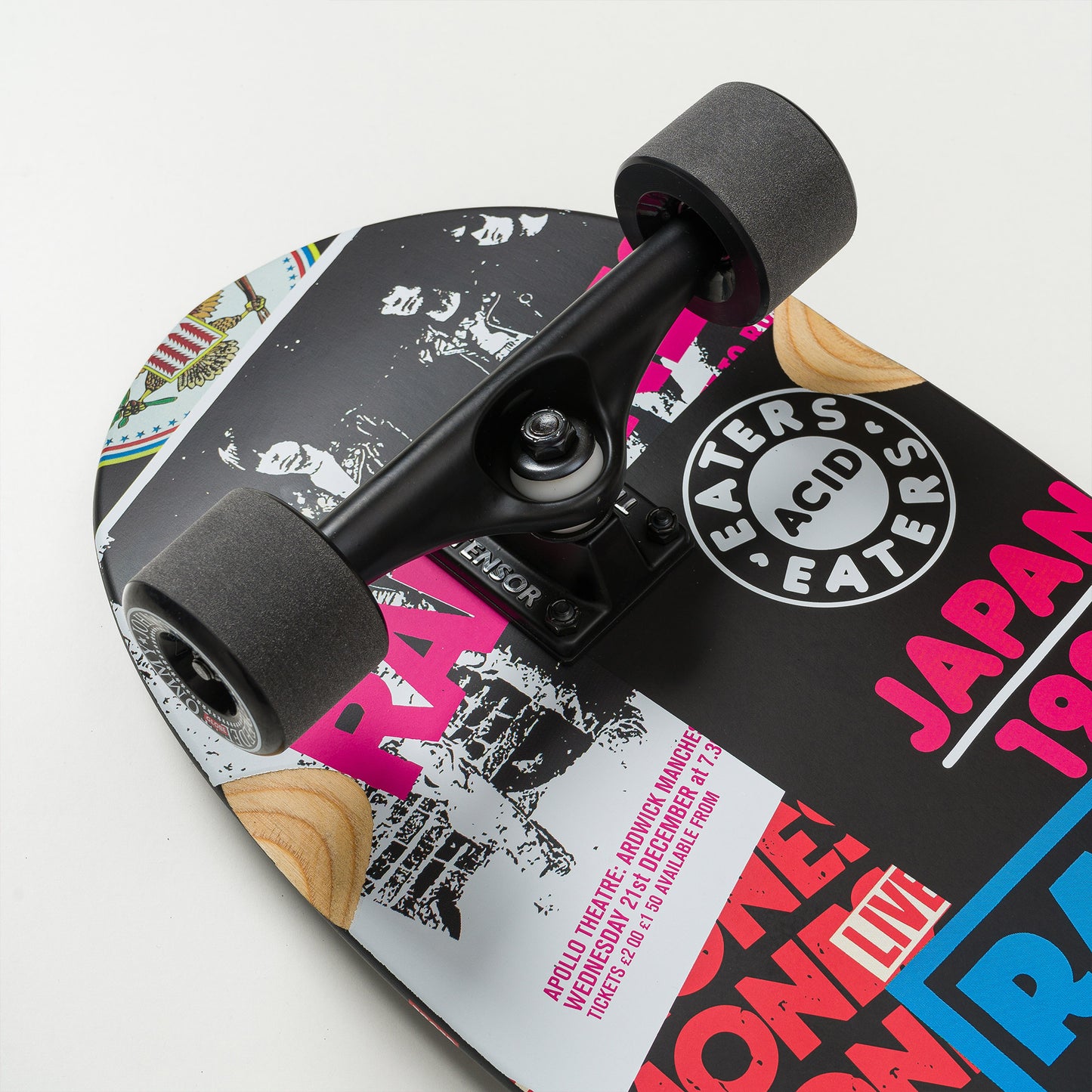 Globe x Ramones Aperture 31" Cruiserboard Hey Ho
