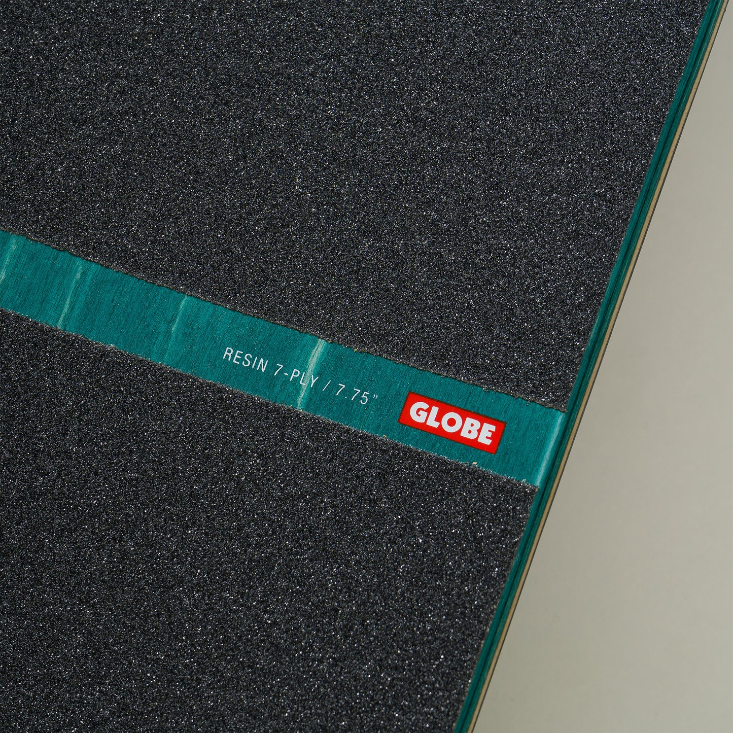 Globe G2 On the Brink 7.75" Skateboard Halfway There