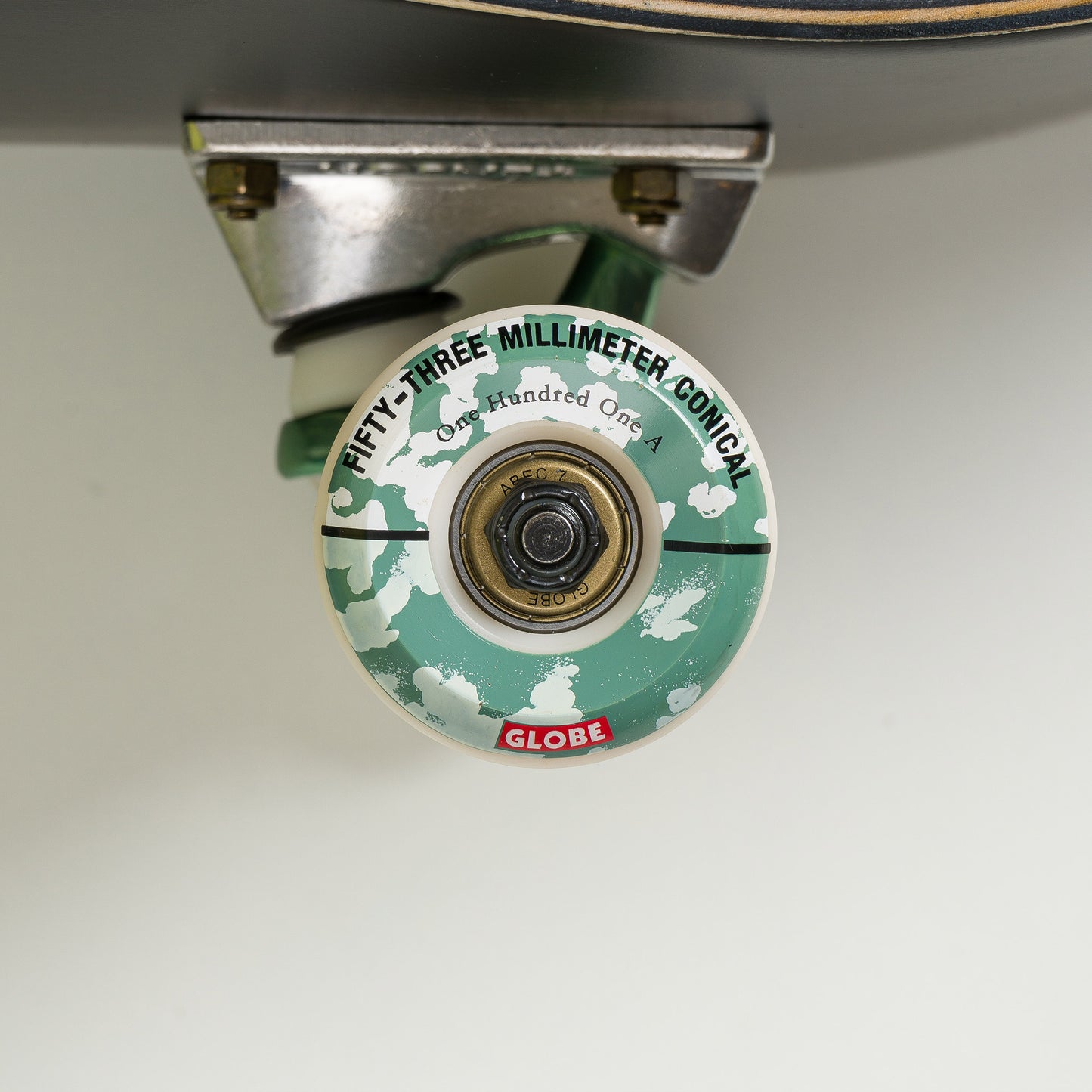 Globe G2 On the Brink 7.75" Skateboard Halfway There