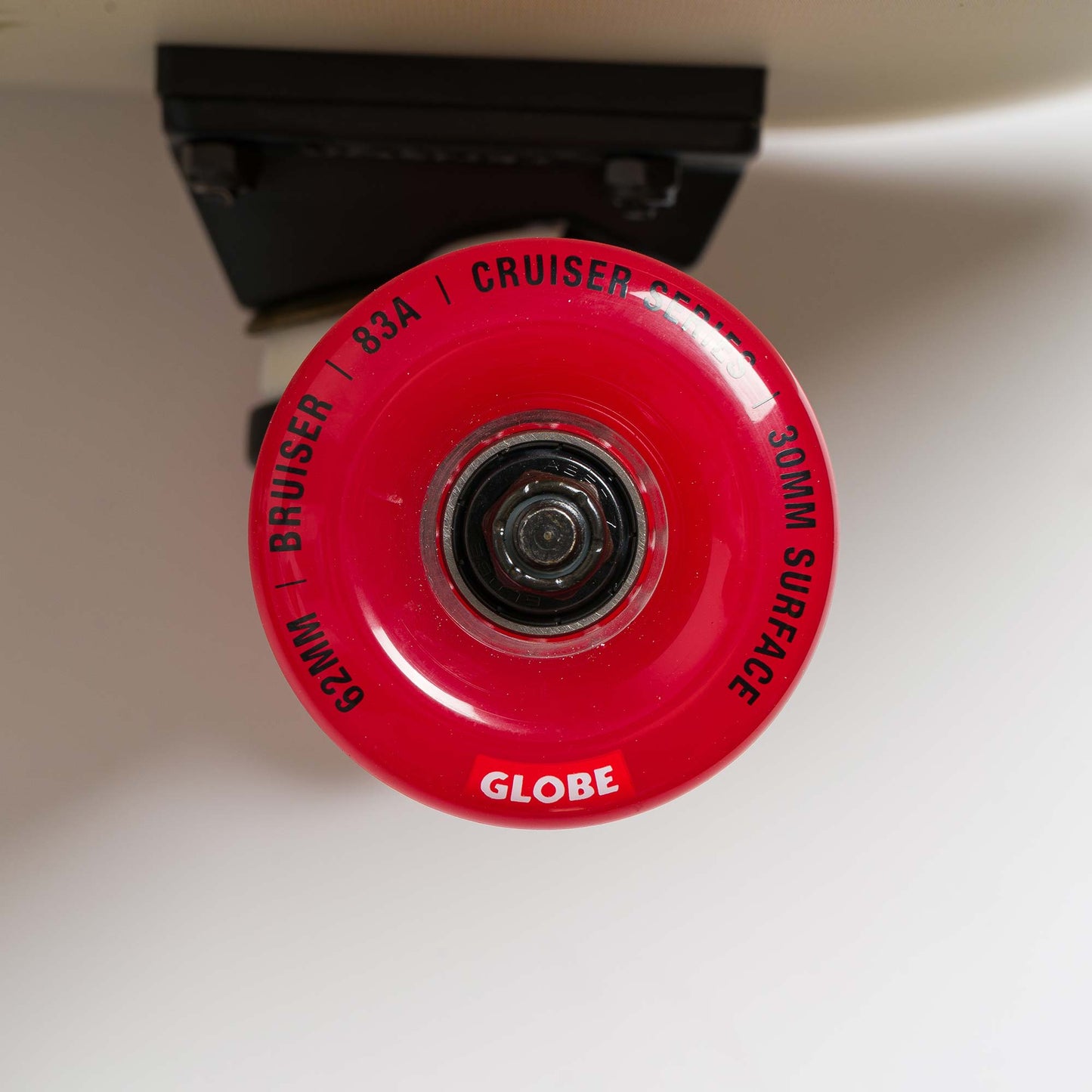 Globe Disaster 32" Cruiserboard Snakes