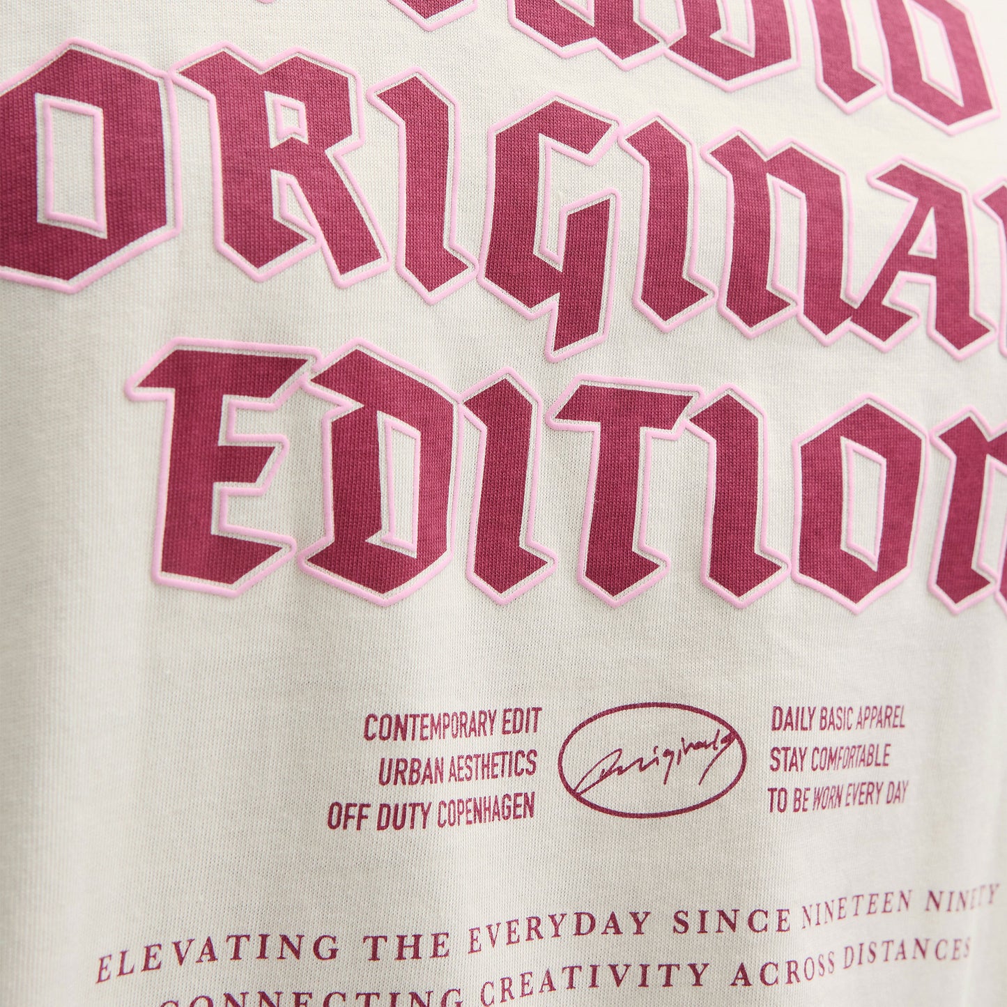 Jack & Jones Meadows Typo Tee SS Crew Neck Antique White - 12283848AW