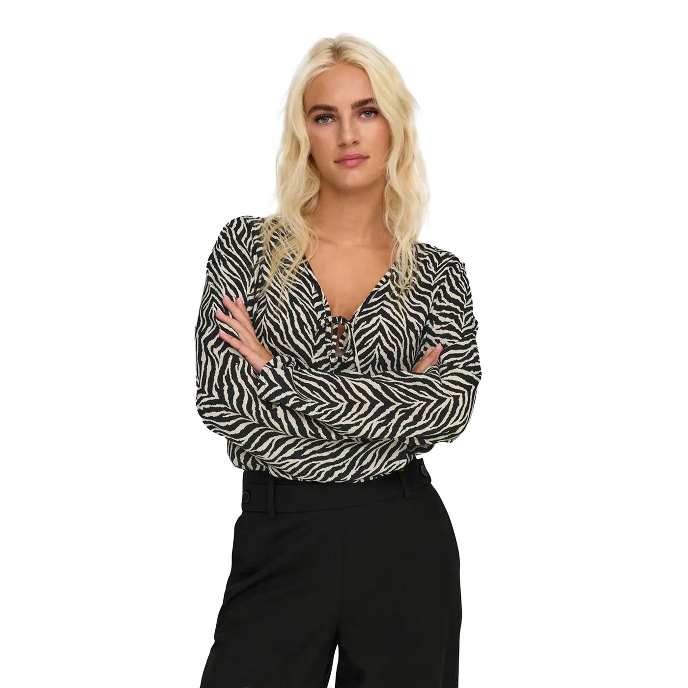 Only Helen Life L/S Tie Top Black - 15343061B