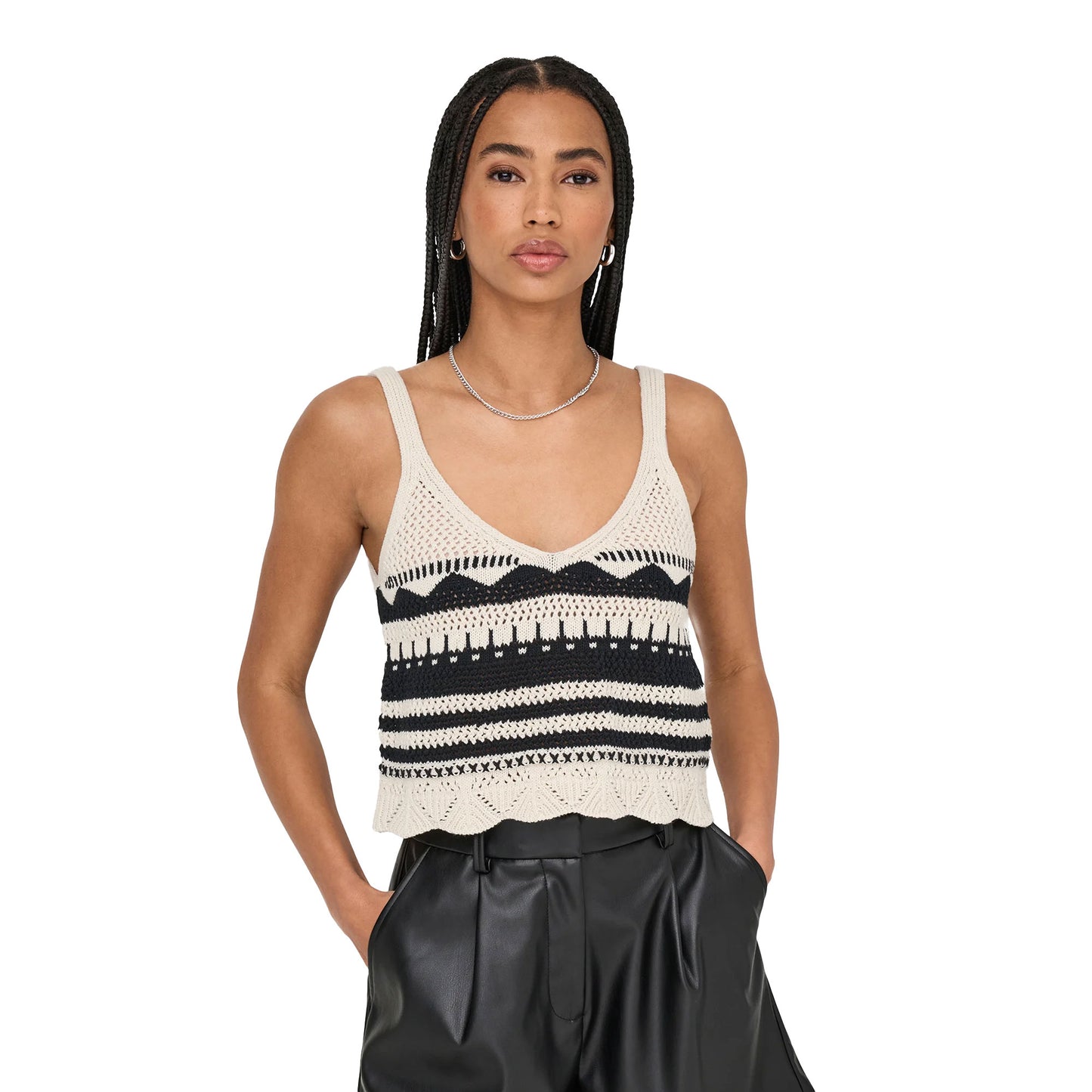 Only Merida Life SL Crop V-Neck Top Knit Ecru/Black Pattern - 15344404EBP