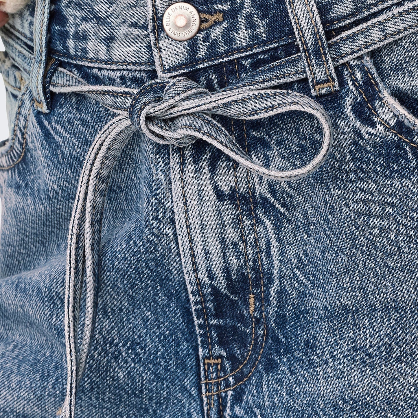 Only Gianna MW Straight Dot450 Dnm Light Blue Denim - 15347093LBD