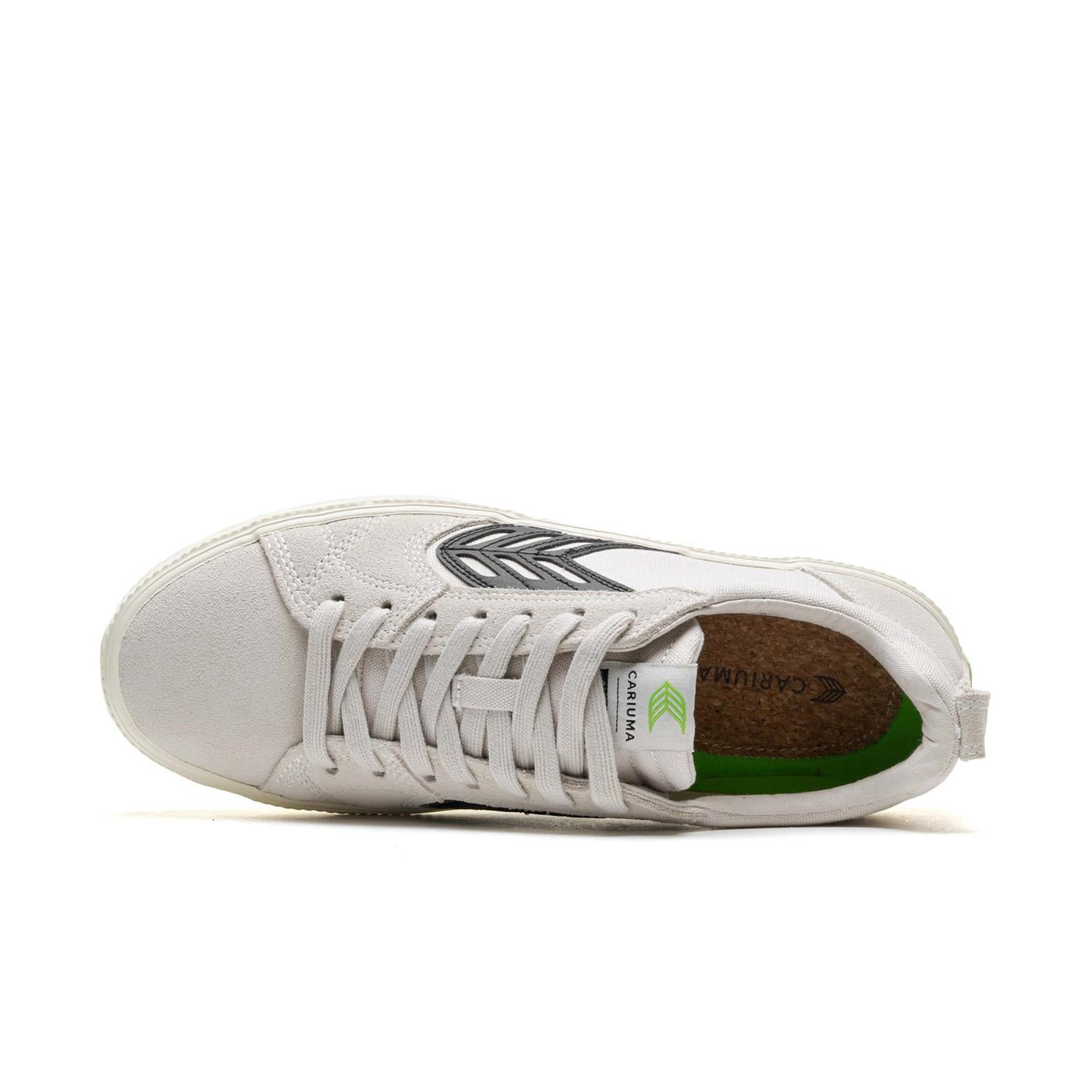 Cariuma Catiba Pro Black Logo Off-White Vintage - 400807W14
