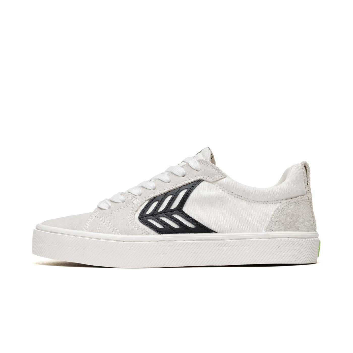 Cariuma Catiba Pro Vintage White - 400807W25