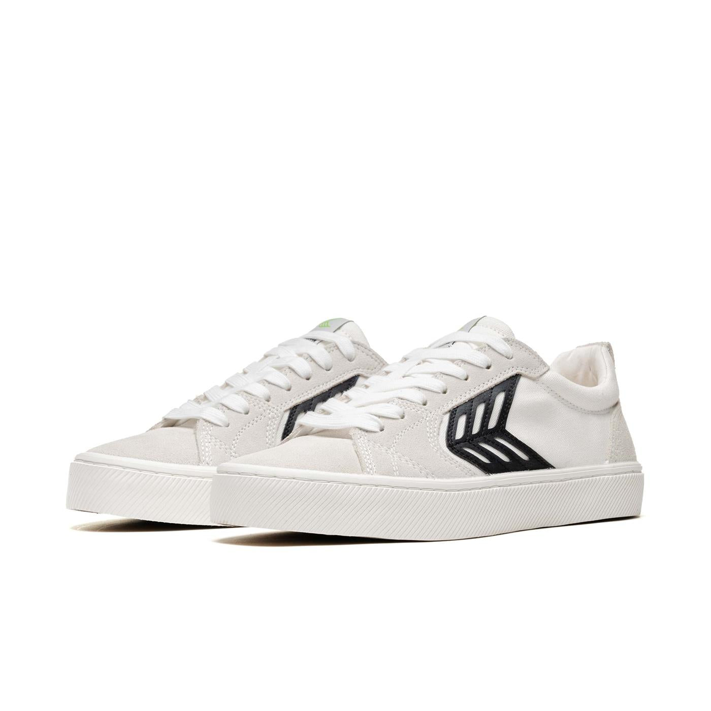 Cariuma Catiba Pro Vintage White - 400807W25