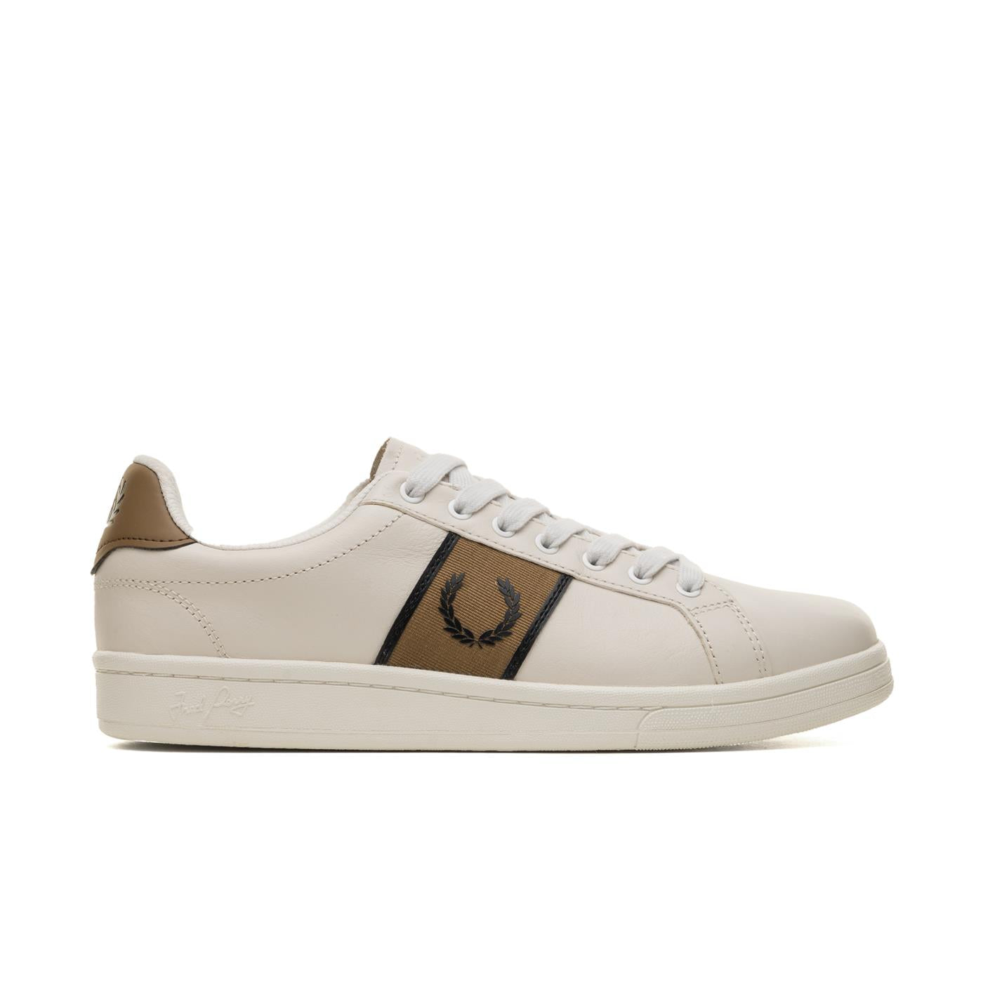 Fred Perry B721 Leather/Branded Webbing Porcelain/Black - B6304-T35