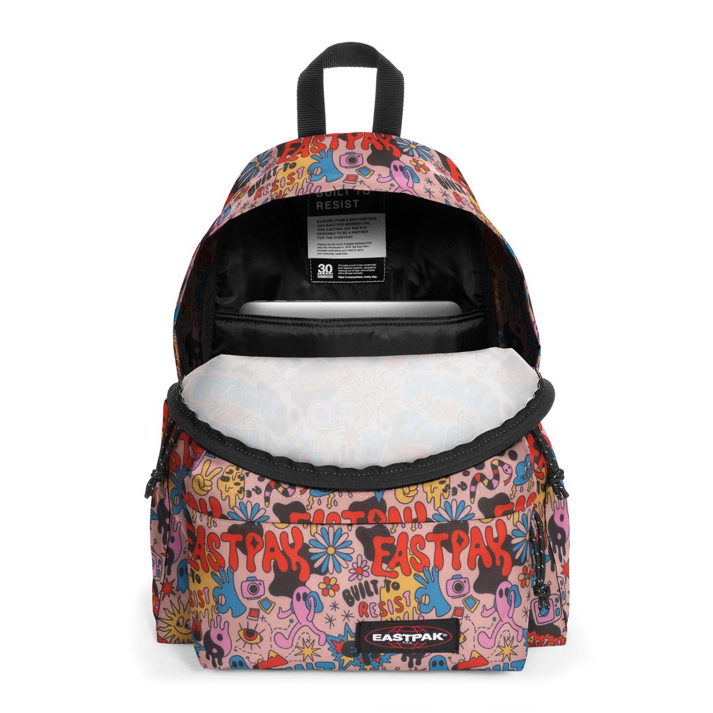 Eastpak Day Pakr Doodle Light - EK0A5BG47D81