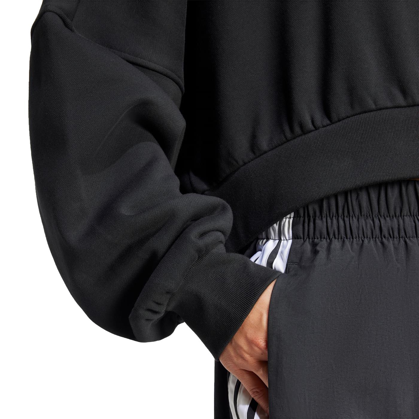 Adidas Originals Crop Sweatshirt Black - JD0189