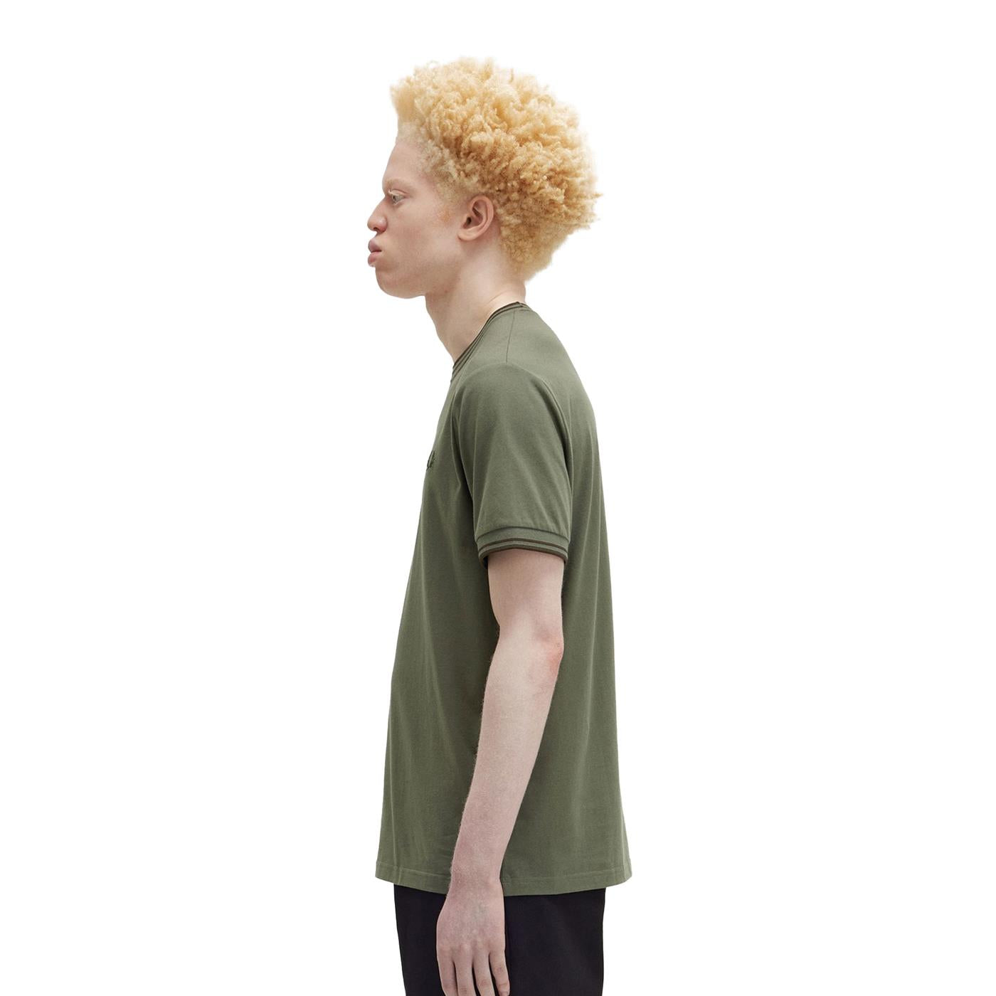 Fred Perry Twin Tipped T-Shirt Laurel Wreath Green - M1588-W49