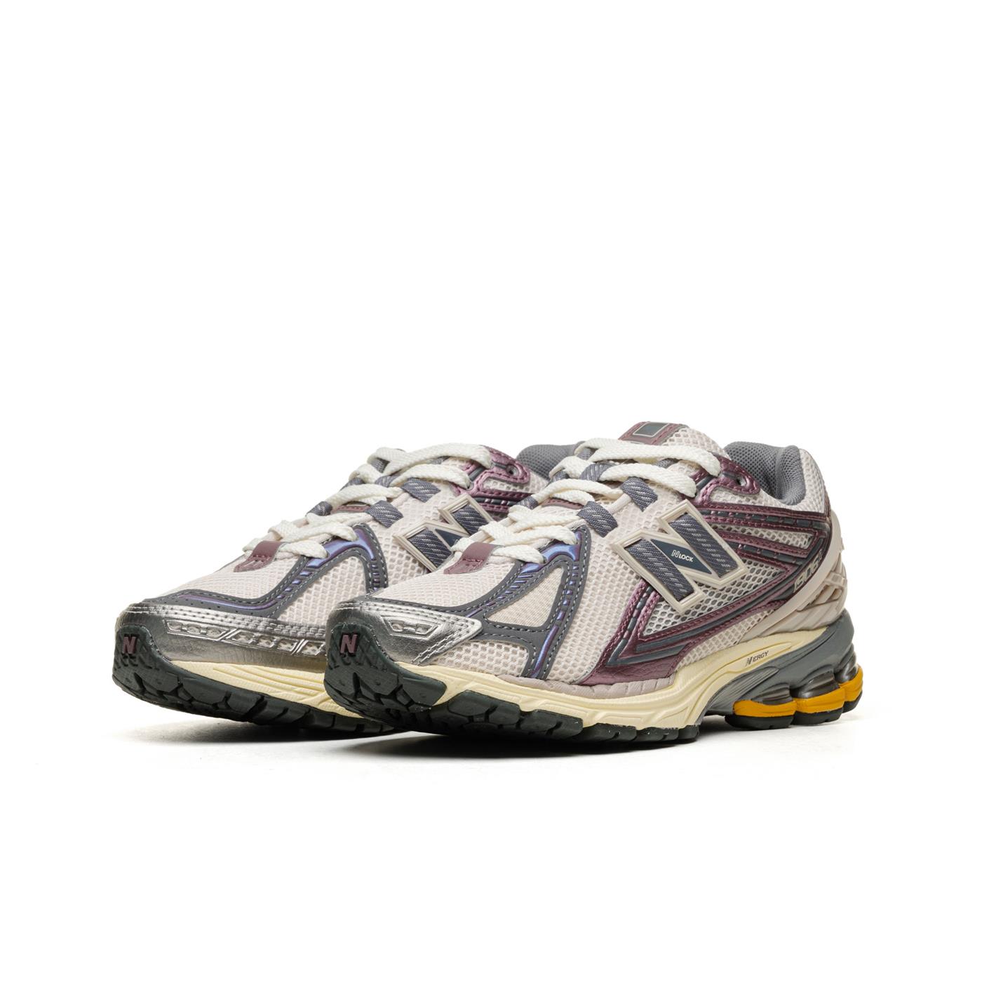 New Balance 1906 Licorice/Moonbeam - M1906RRA