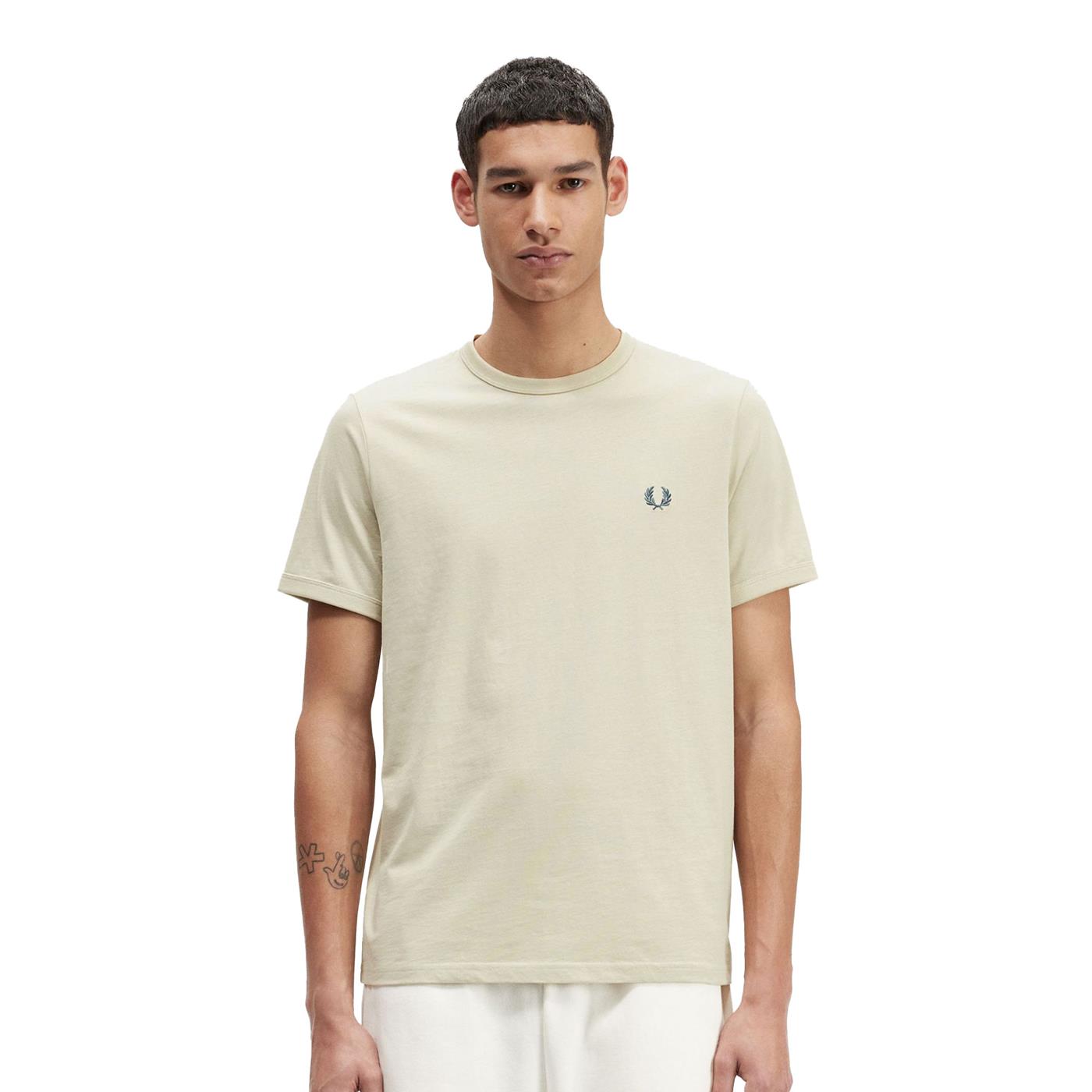 Fred Perry Ringer T-Shirt Light Oyster - M3519-Q26