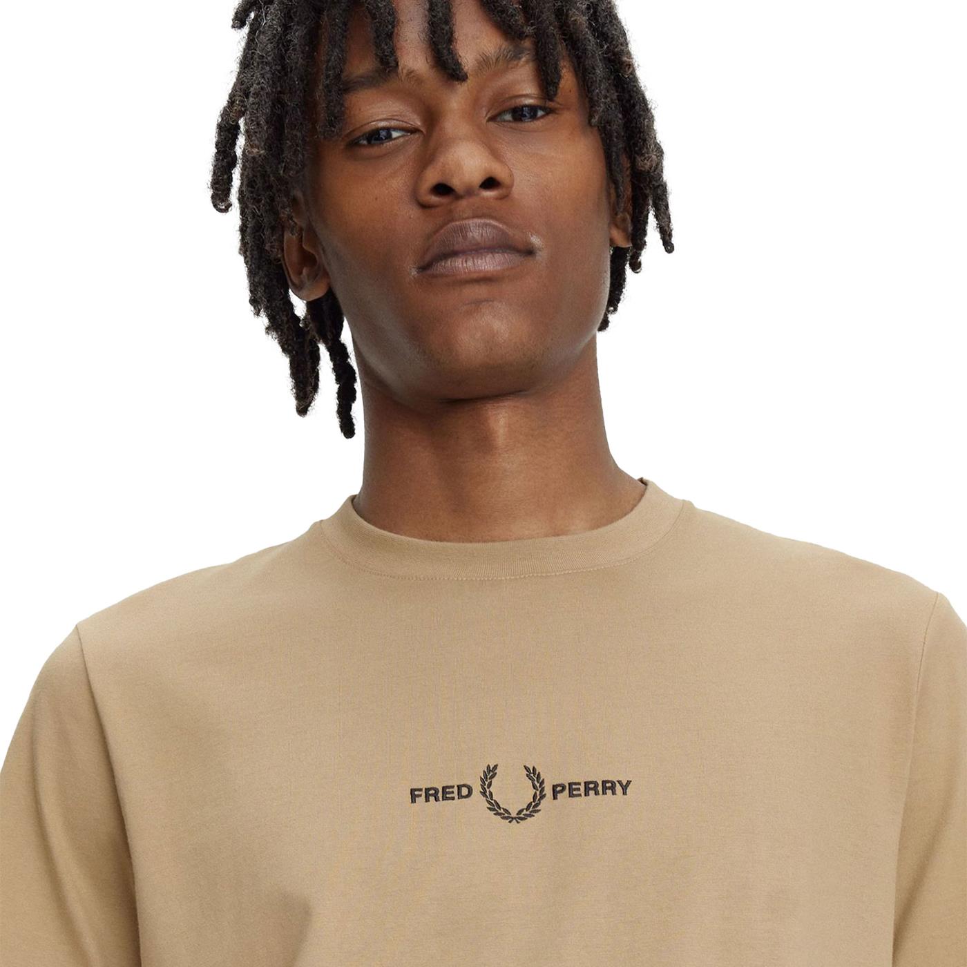 Fred Perry Embroidered T-Shirt Warm Stone - M4580-363