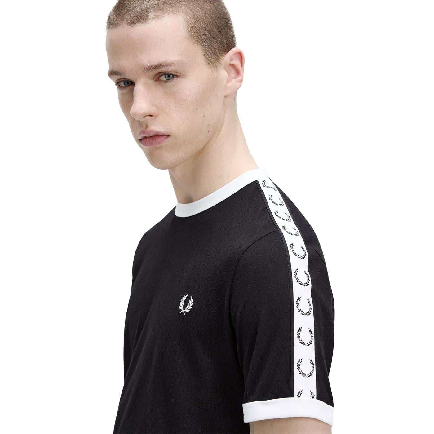 Fred Perry Taped Ringer T-Shirt Black - M4620-102