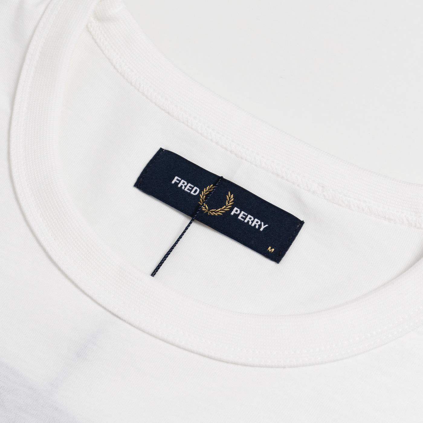 Fred Perry Laurel Wreath Patch T-Shirt Snow White - M5679-129