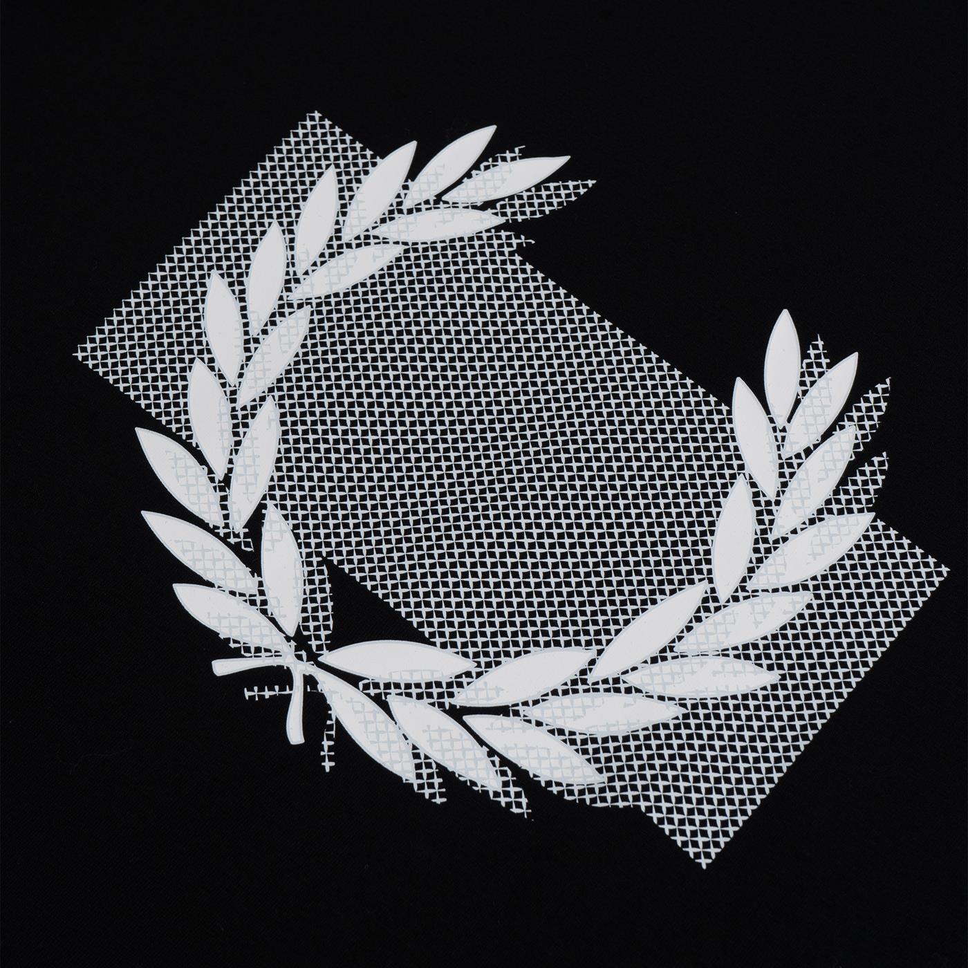 Fred Perry Color Blocked Laurel Wreath T-Shirt Black - M5696-102