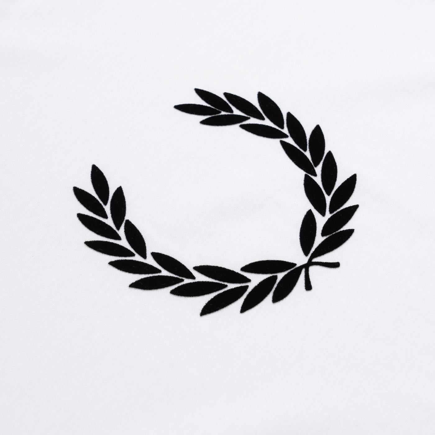 Fred Perry Flocked Laurel Wreath T-Shirt White - M7708-100