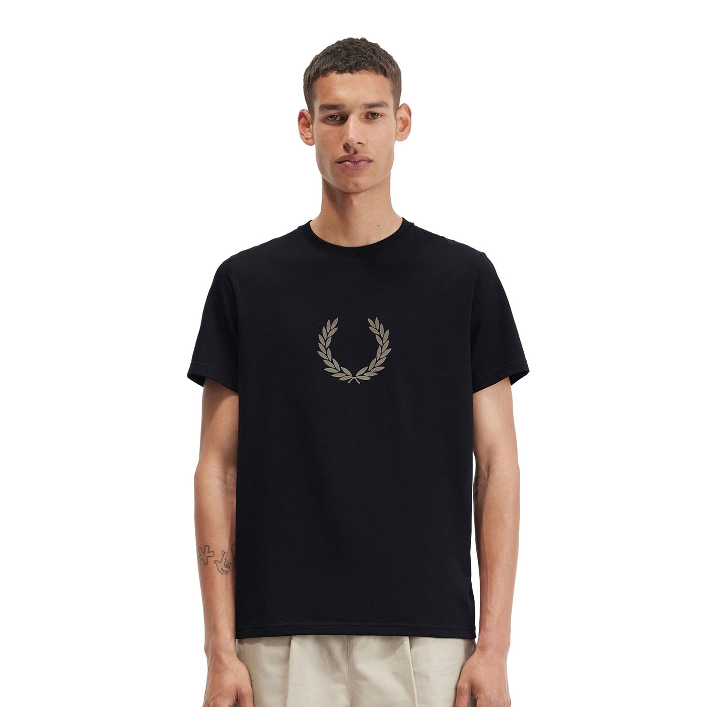 Fred Perry Flocked Laurel Wreath T-Shirt Black/Warm Grey - M7708-V53