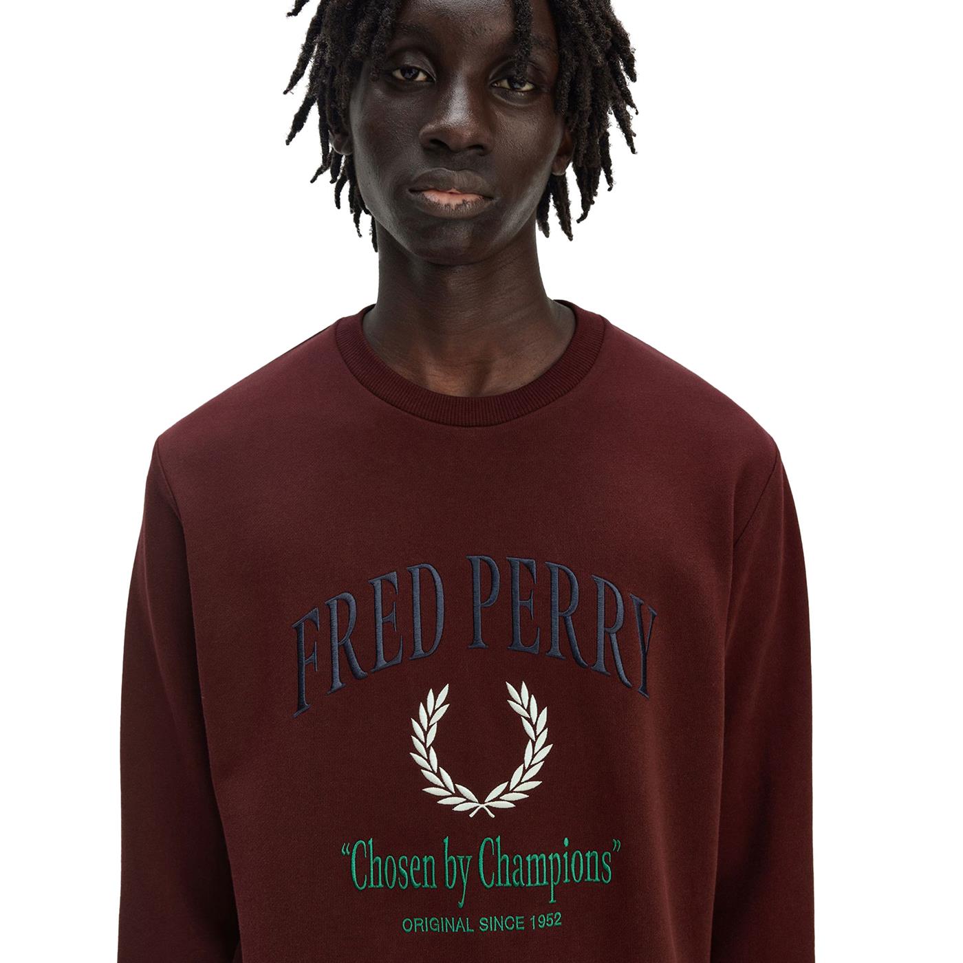Fred Perry Embroidered Champion Sweatshirt Oxblood - M9891-597