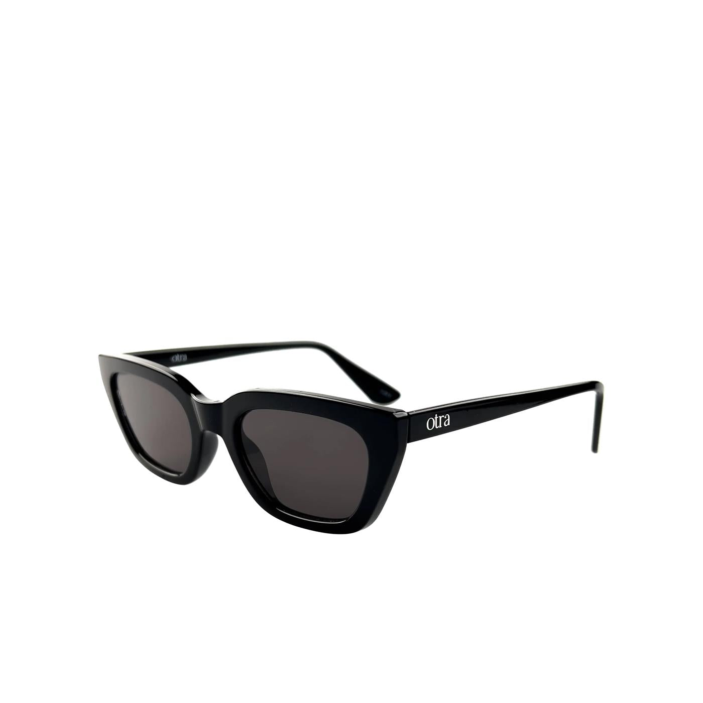 Otra Nove Sunglasses Black/Smoke - NOV-BLKSMK-672
