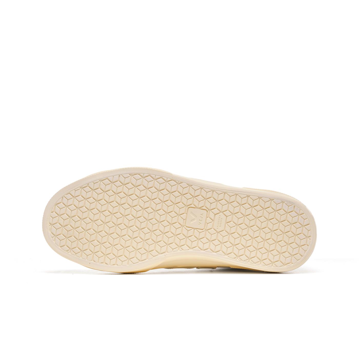 Veja Minotaur Chromefree Leather Extra-White/Pierre/Butter - TR0502918