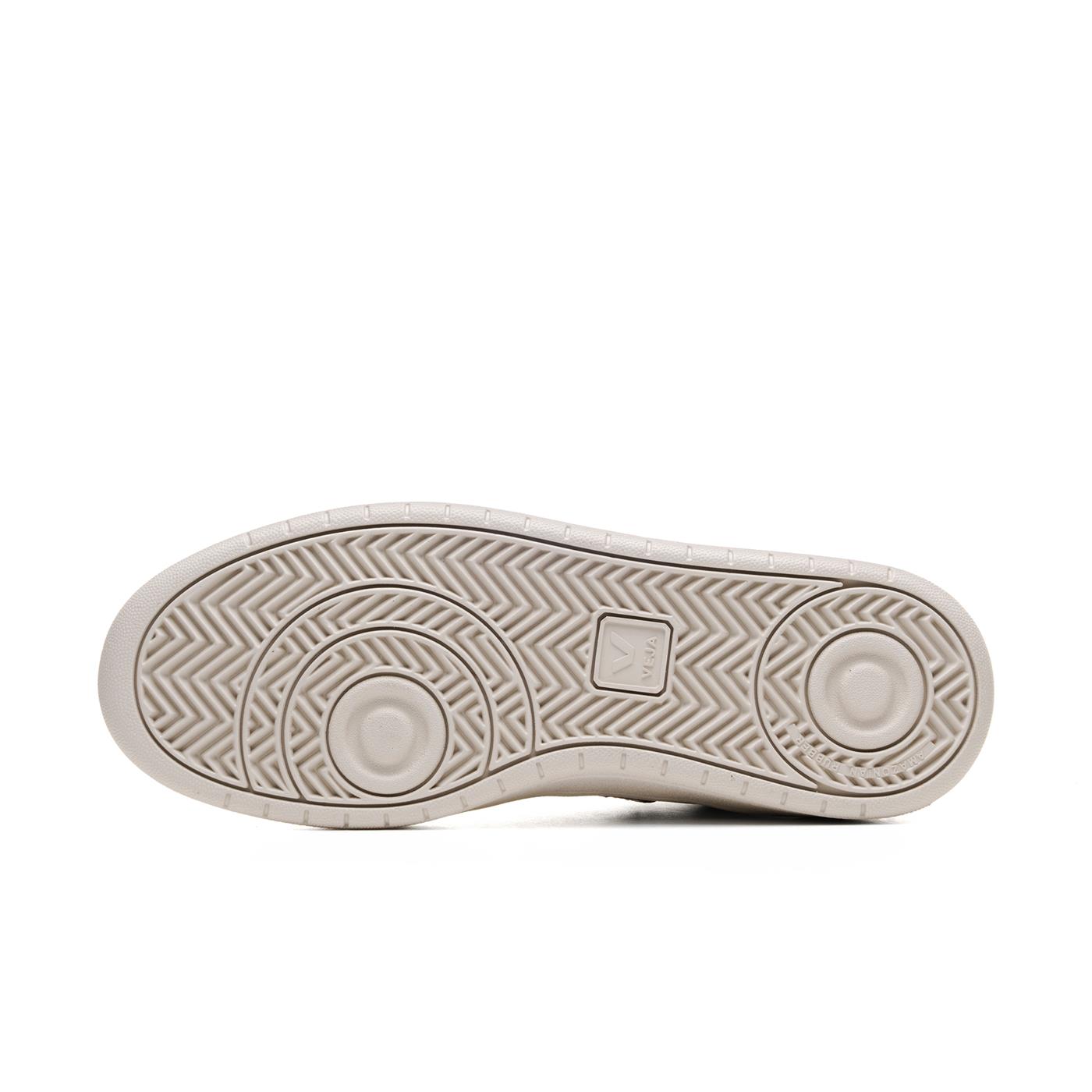 Veja V-15 Leather Extra-White/Black - VQ0203304