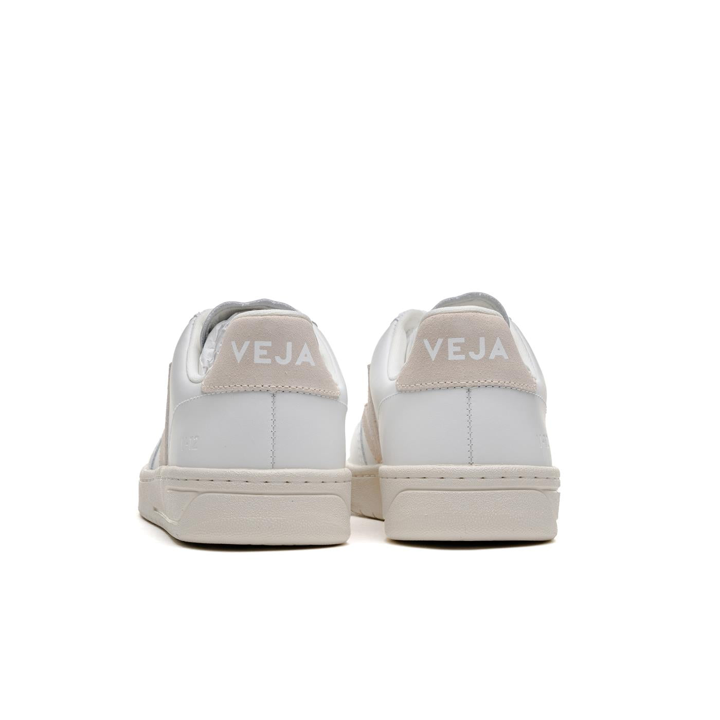 Veja V-12 Leather Extra-White/Sable - XD0202335