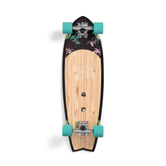 Tabla de crucero Globe Sun City de 30" en madera de olivo/jungla neón