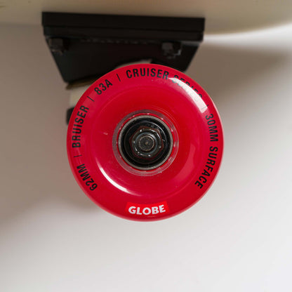Globe Disaster 32" Cruiserboard Snakes