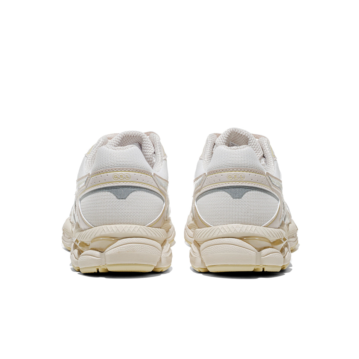 Asics Gel-Cumulus 16 Cream/Pure Silver  - 1203A733-107