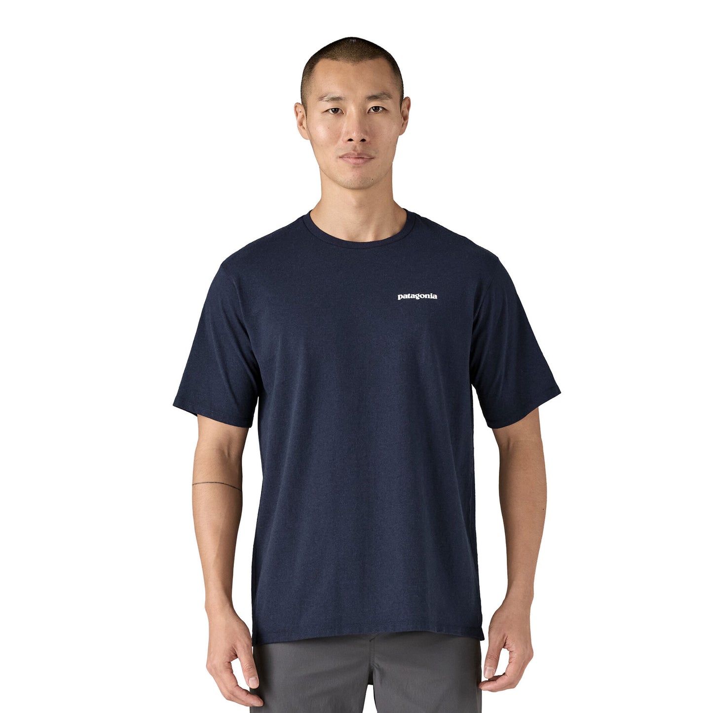 Patagonia P-6 Logo Responsibili-Tee New Navy  - 38504-NENA