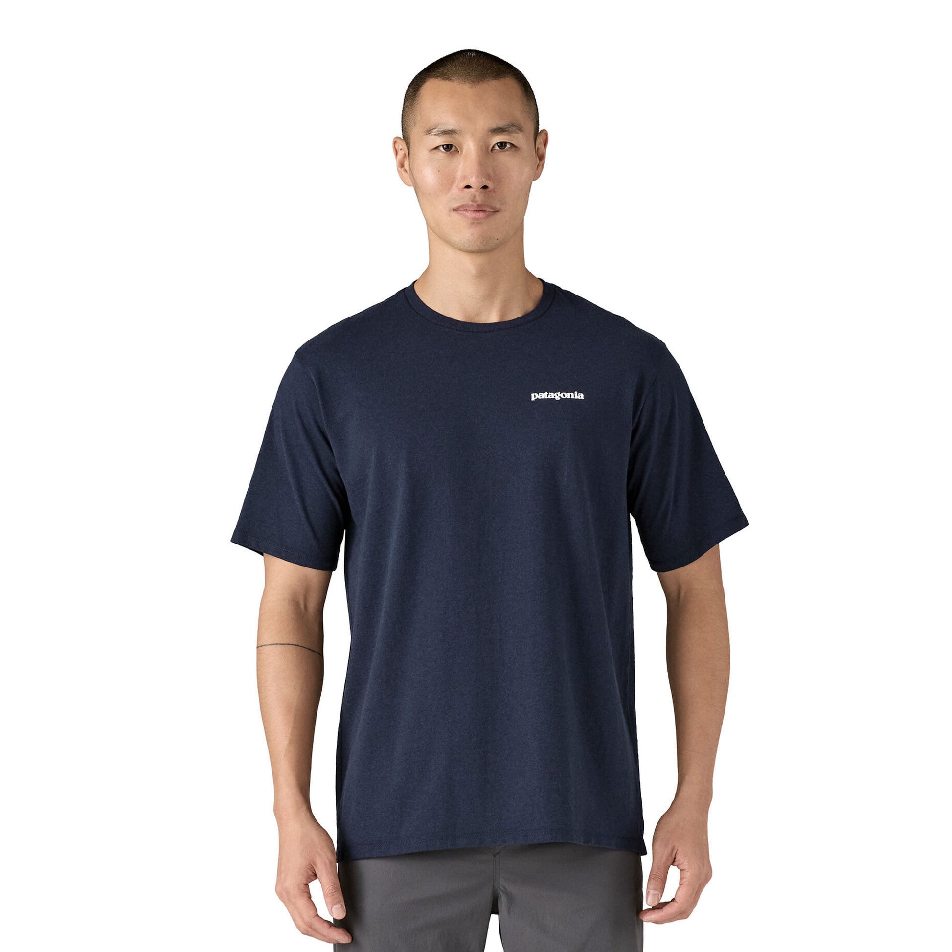 Patagonia P-6 Logo Responsibili-Tee New Navy  - 38504-NENA