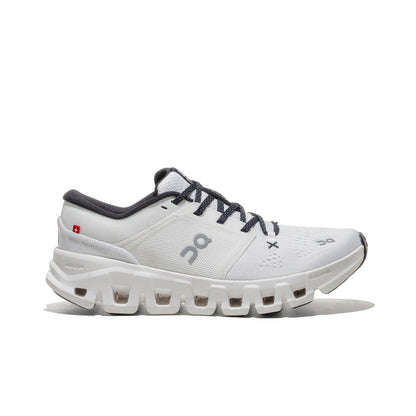 On Running Cloud X 5 White/Black  - 3WG30060462