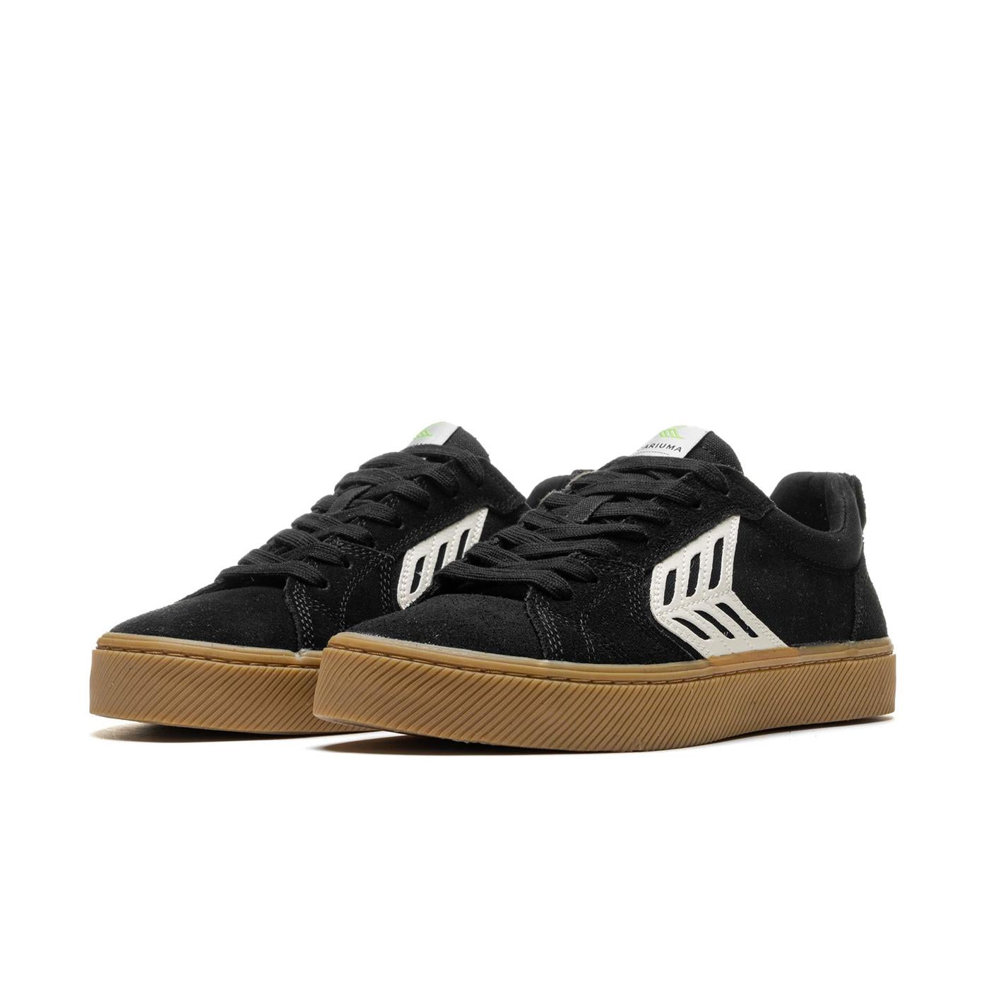 Cariuma Catiba Pro Ivory Logo Gum Black  - 400807B14