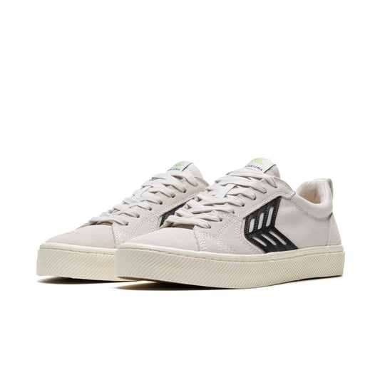 Cariuma Catiba Pro Black Logo Off-White Vintage  - 400807W14