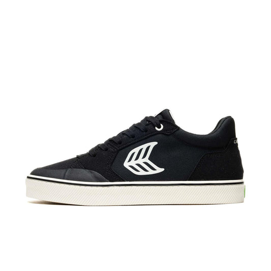Cariuma Vallely Black/Ivory  - 421409B06