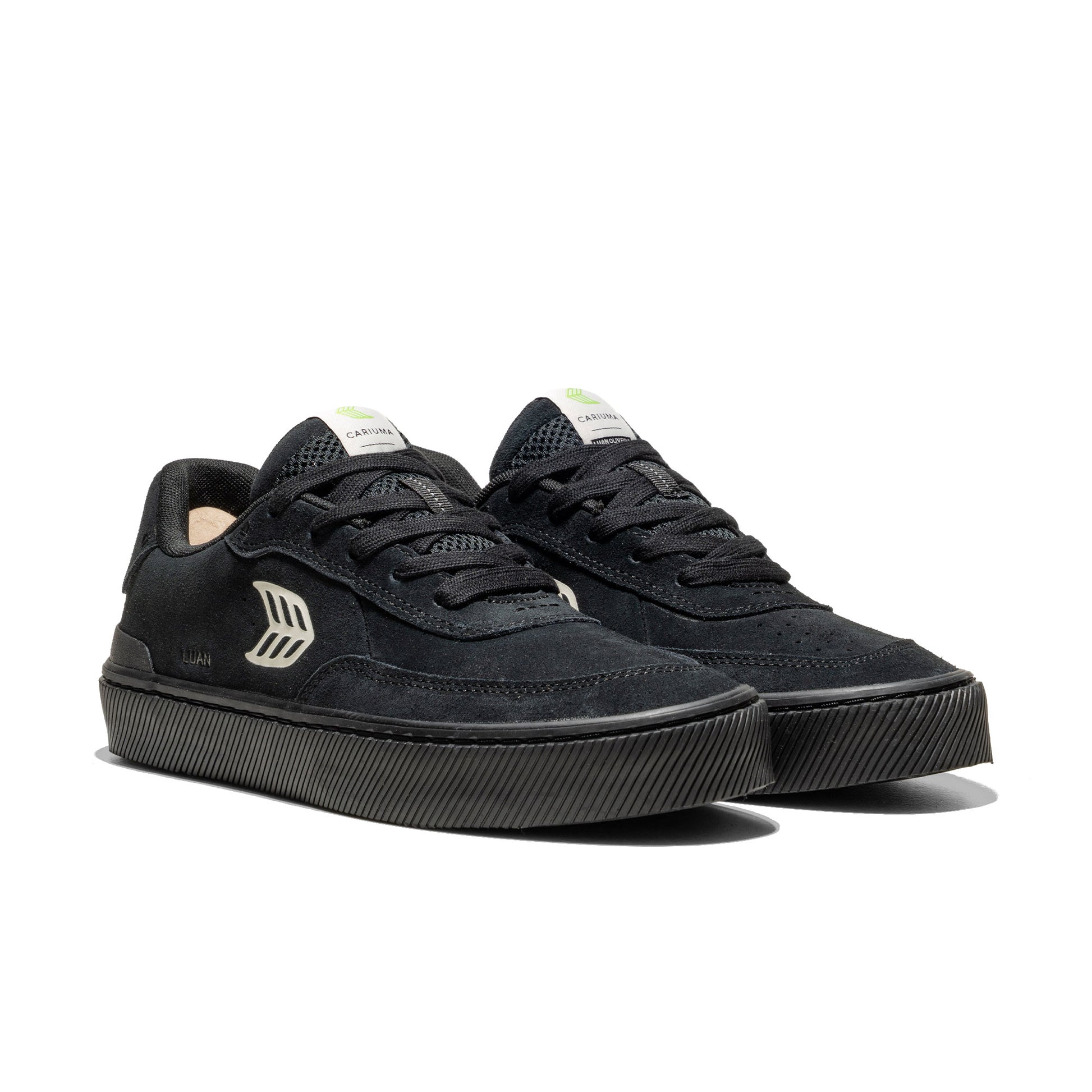 Cariuma Luan Pro All Black/Ivory  - 472402B13