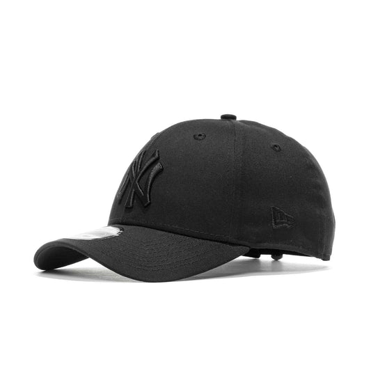 New Era MLB League Essential 940 NY Yankees Black/Black  - 80468932E