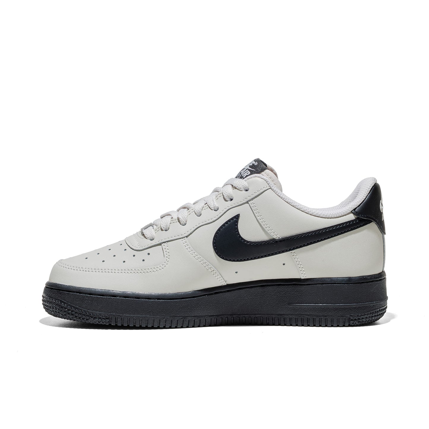 Nike Air Force 1 ’07 Light Bone/Black  - FJ4146-005