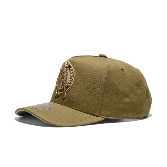 Mitchell & Ness Fashion Basic Pro Snapback Boston Celtics  - HP12962-BCEOLIV