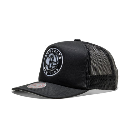Mitchell & Ness Evergreen Trucker Hat Brooklyn Nets Black  - HT8032-BNEBLCK