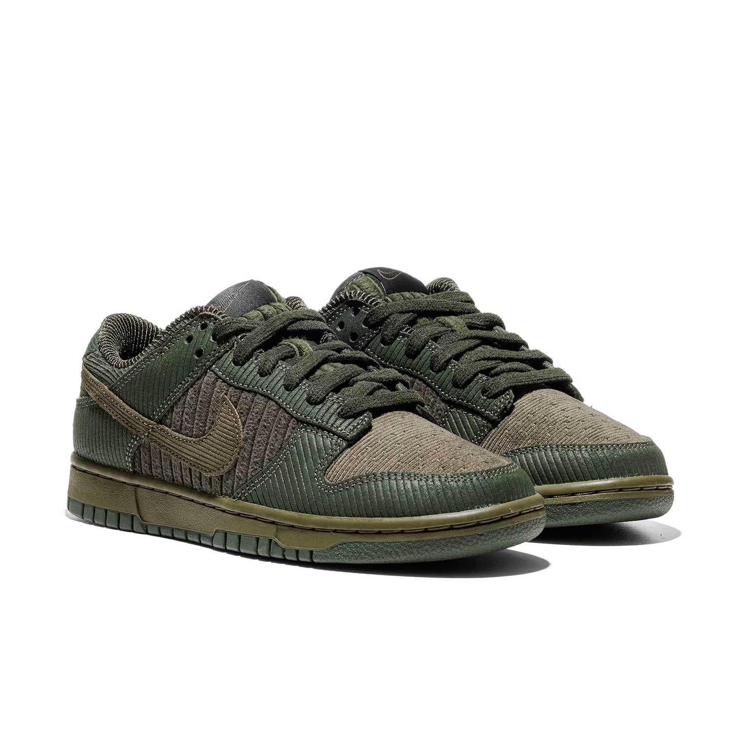 Nike Dunk Low Retro PRM Cargo Khaki/Cargo Khaki-Medium Olive  - IB7746-300