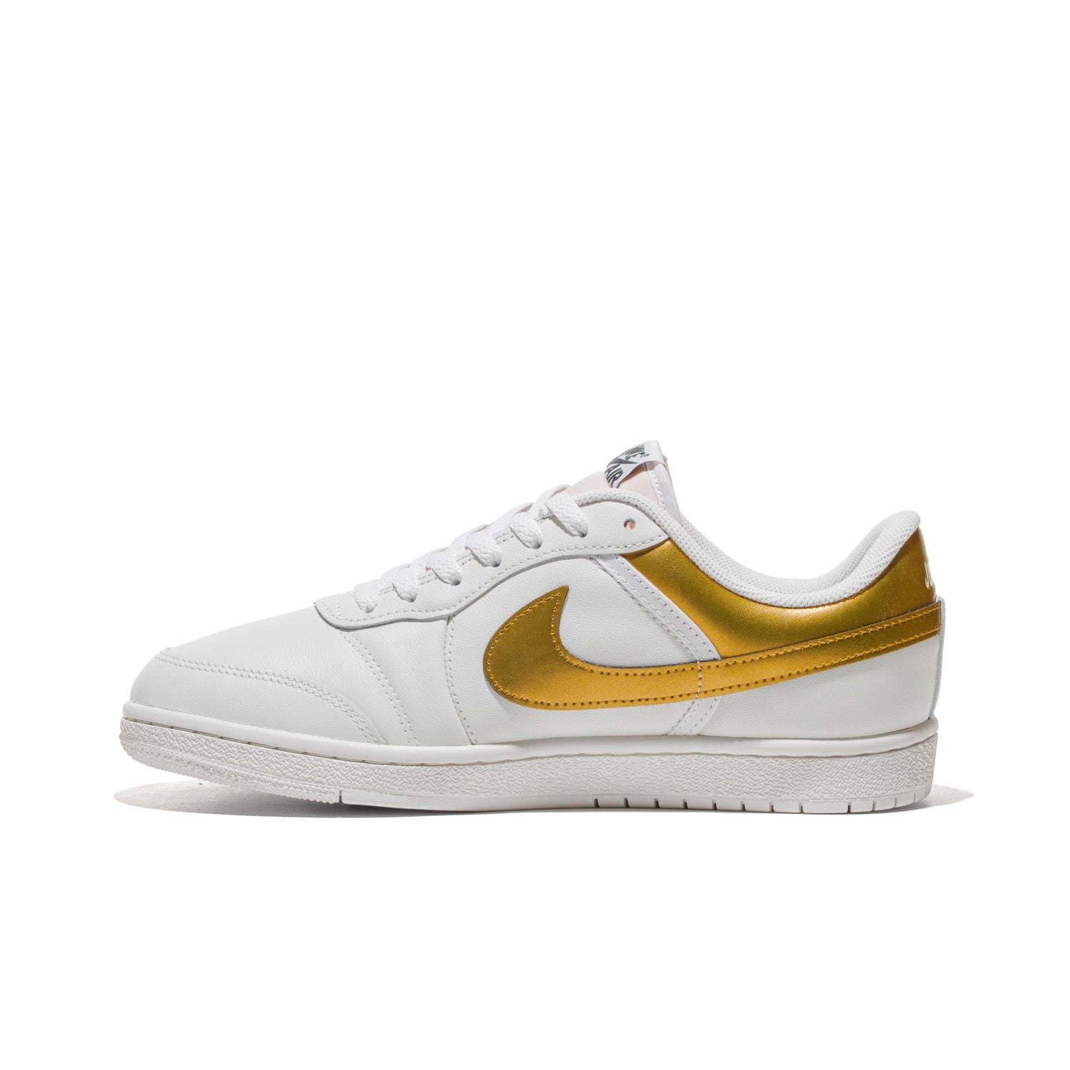 Jordan Wmns Air Jordan Skyline Low Swan/Metallic Gold-Black  - IQ6586-100