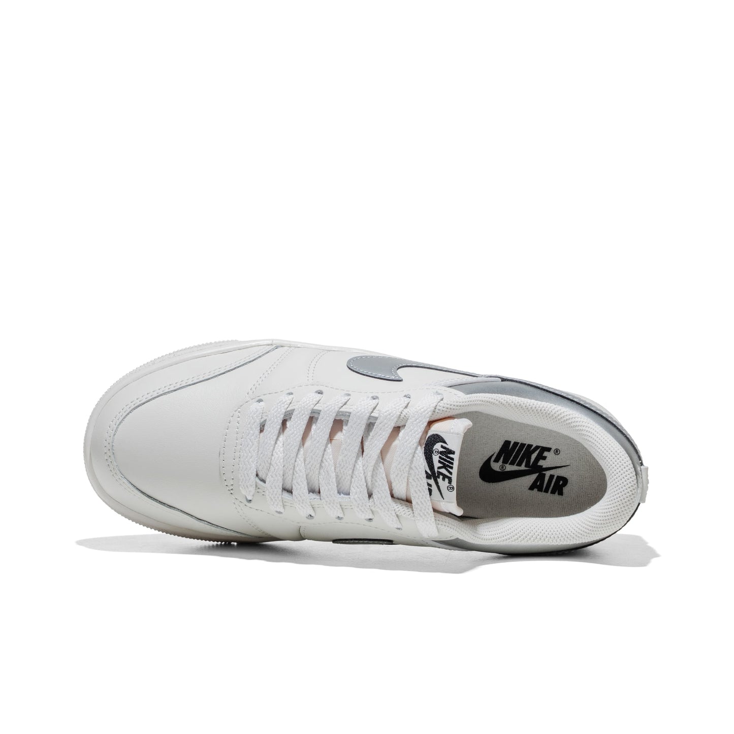 Jordan Wmns Air Jordan Skyline Low Swan/Metallic Silver  - IQ6586-101