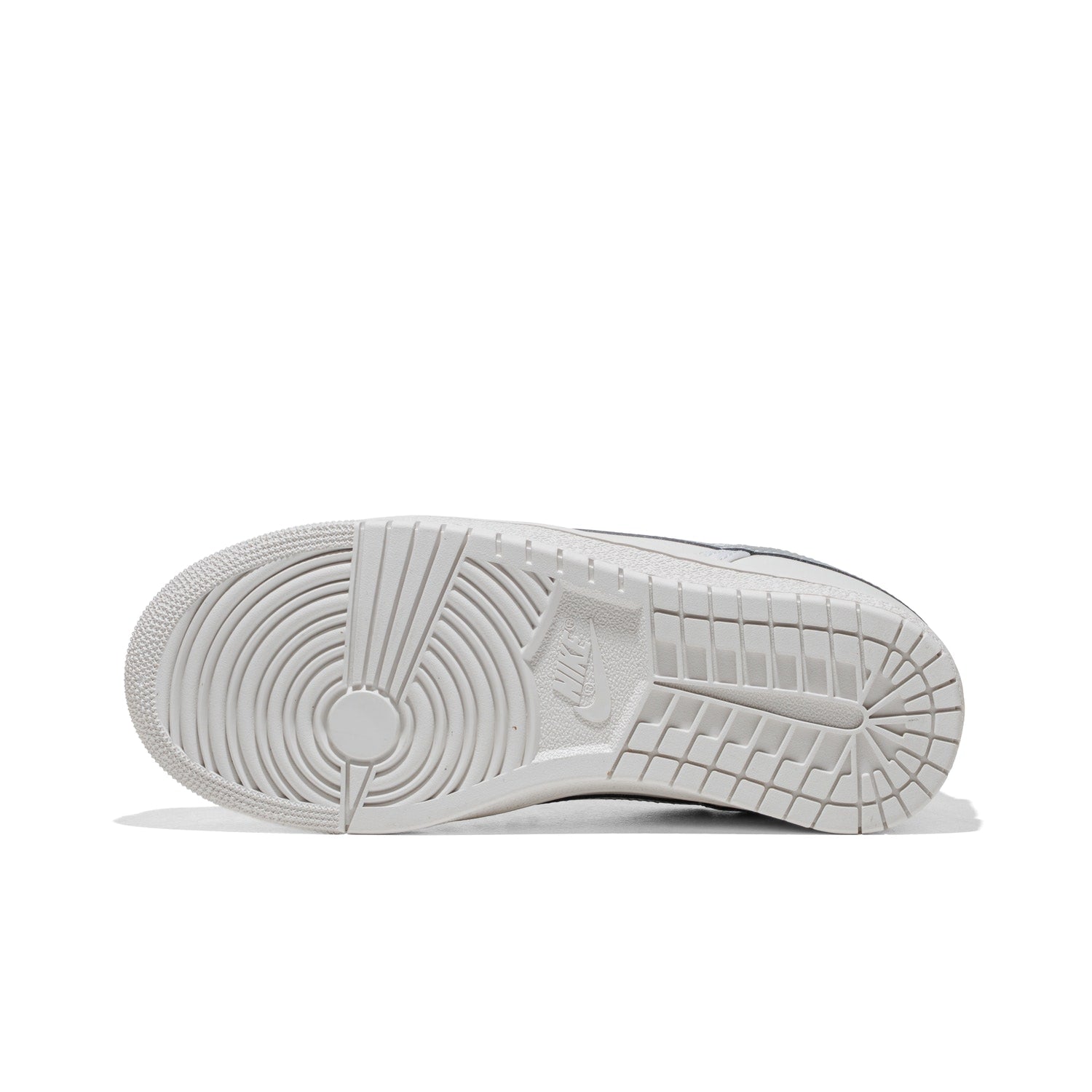 Jordan Wmns Air Jordan Skyline Low Swan/Metallic Silver  - IQ6586-101