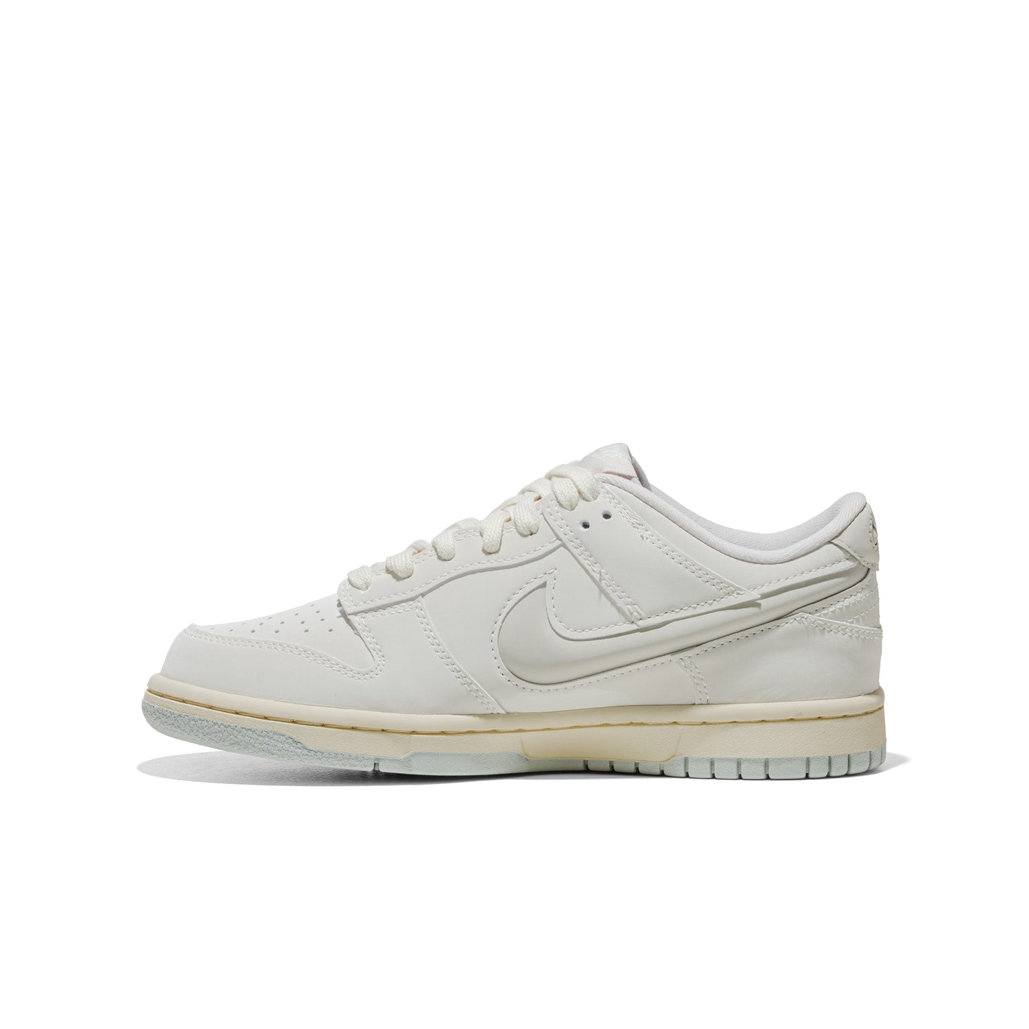 Nike Dunk Low LV8 (GS) Sail/Light Bone-Coconut Milk  - IR0824-100