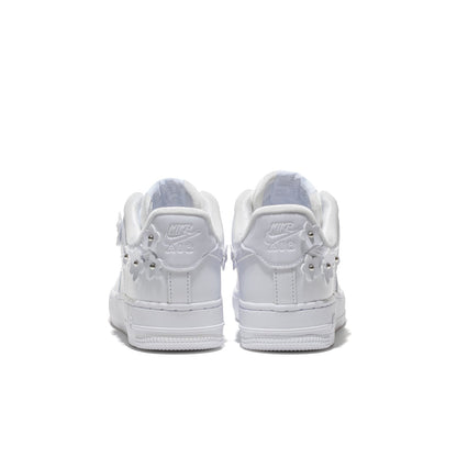 Nike W Air Force 1 ’07 White/White-Wolf Grey  - IR8637-100