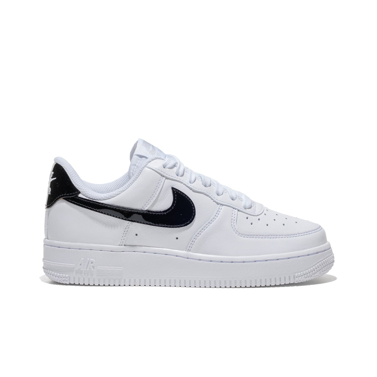 Nike W Air Force 1 ’07 SE Street 2 White/Black-Met Silver  - IV5102-101